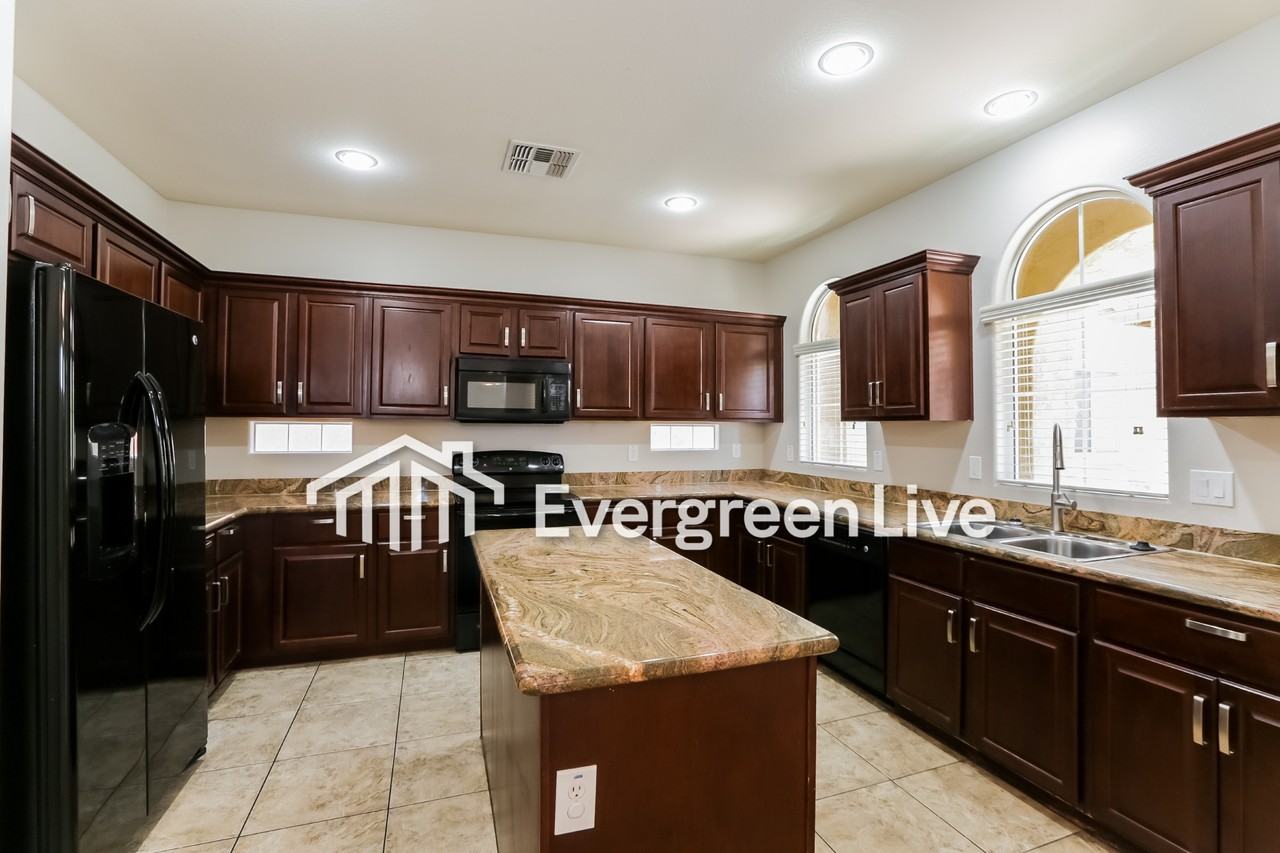 7116 S 48th Gln - Photo 7 of 19