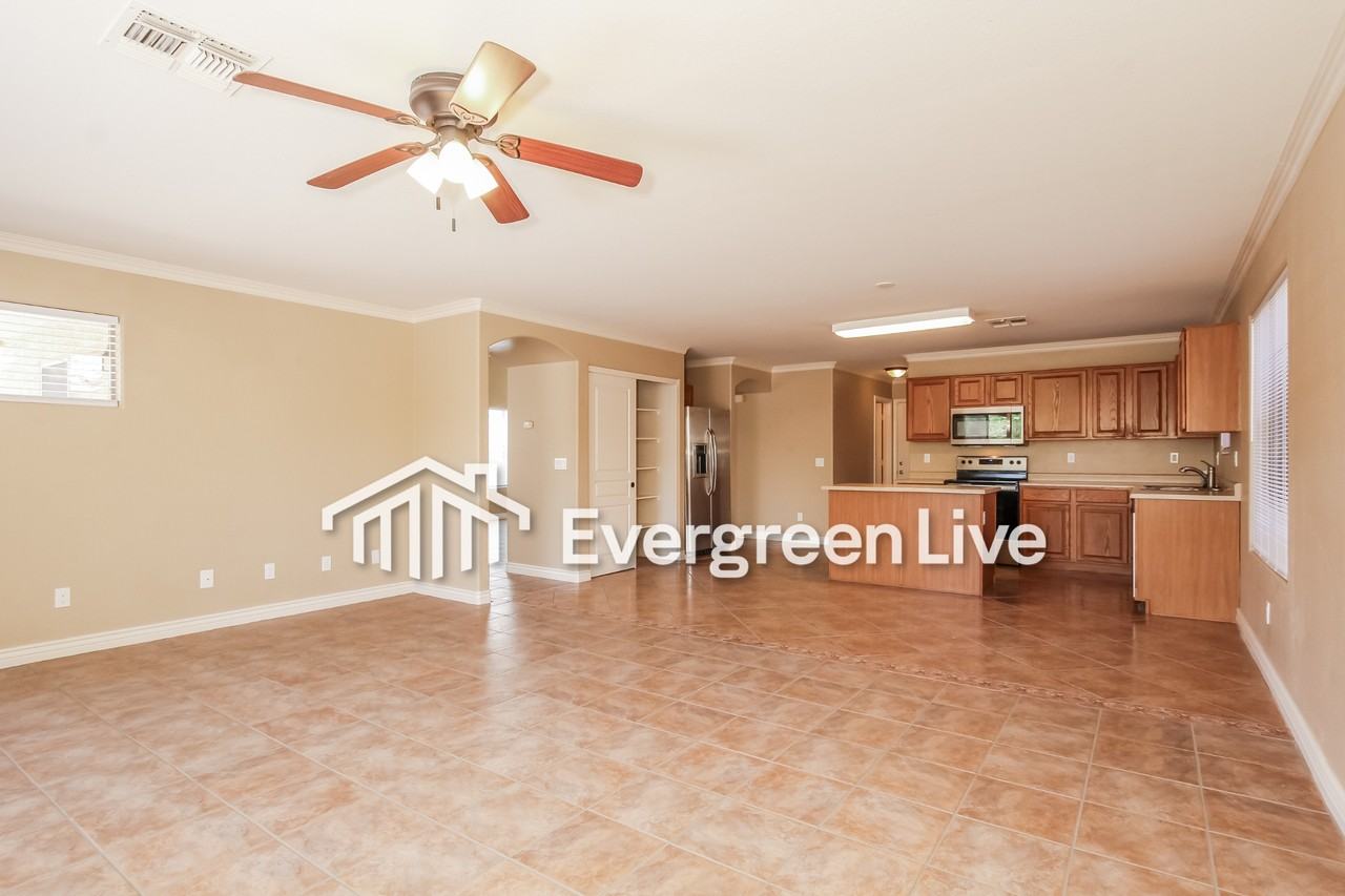 8032 Preston Lane - Photo 7 of 20