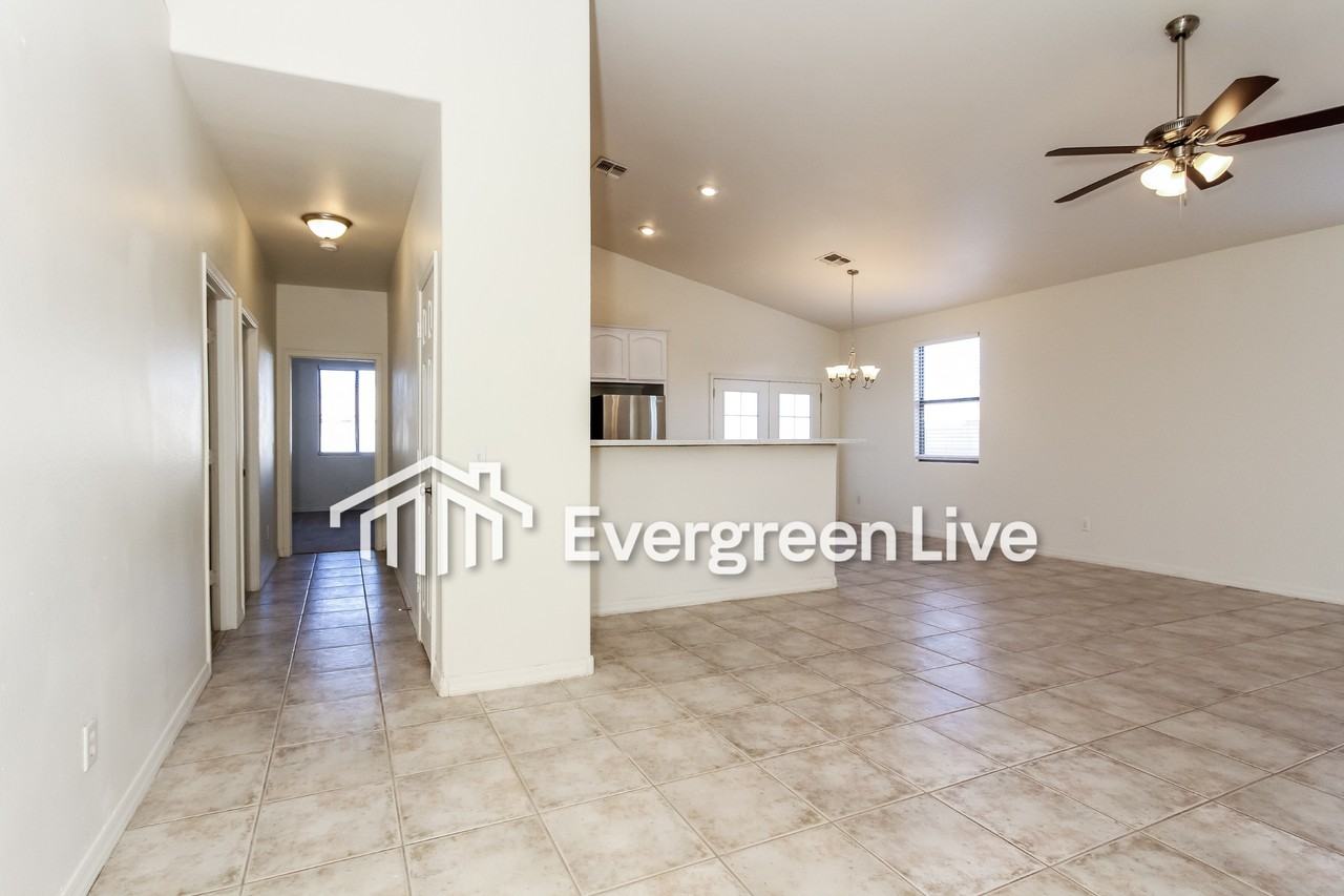 524 South 4th Street - Photo 3 of 20