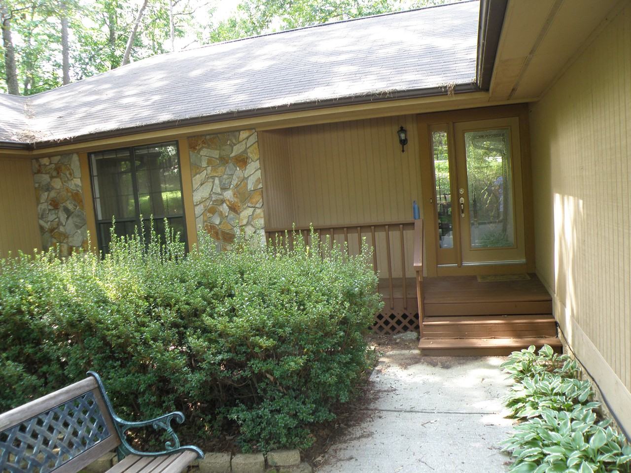 81 Starboard Tack Dr - Photo 3 of 31