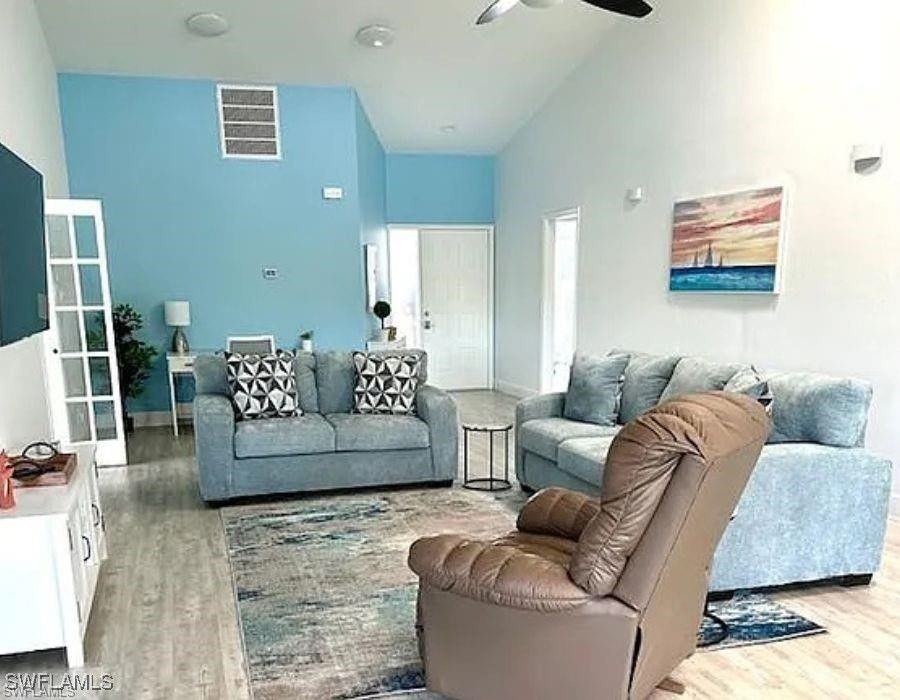 360 Fox Den Cir - Photo 3 of 17
