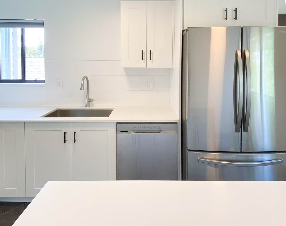 3340 Garibaldi Drive - Photo 4 of 19