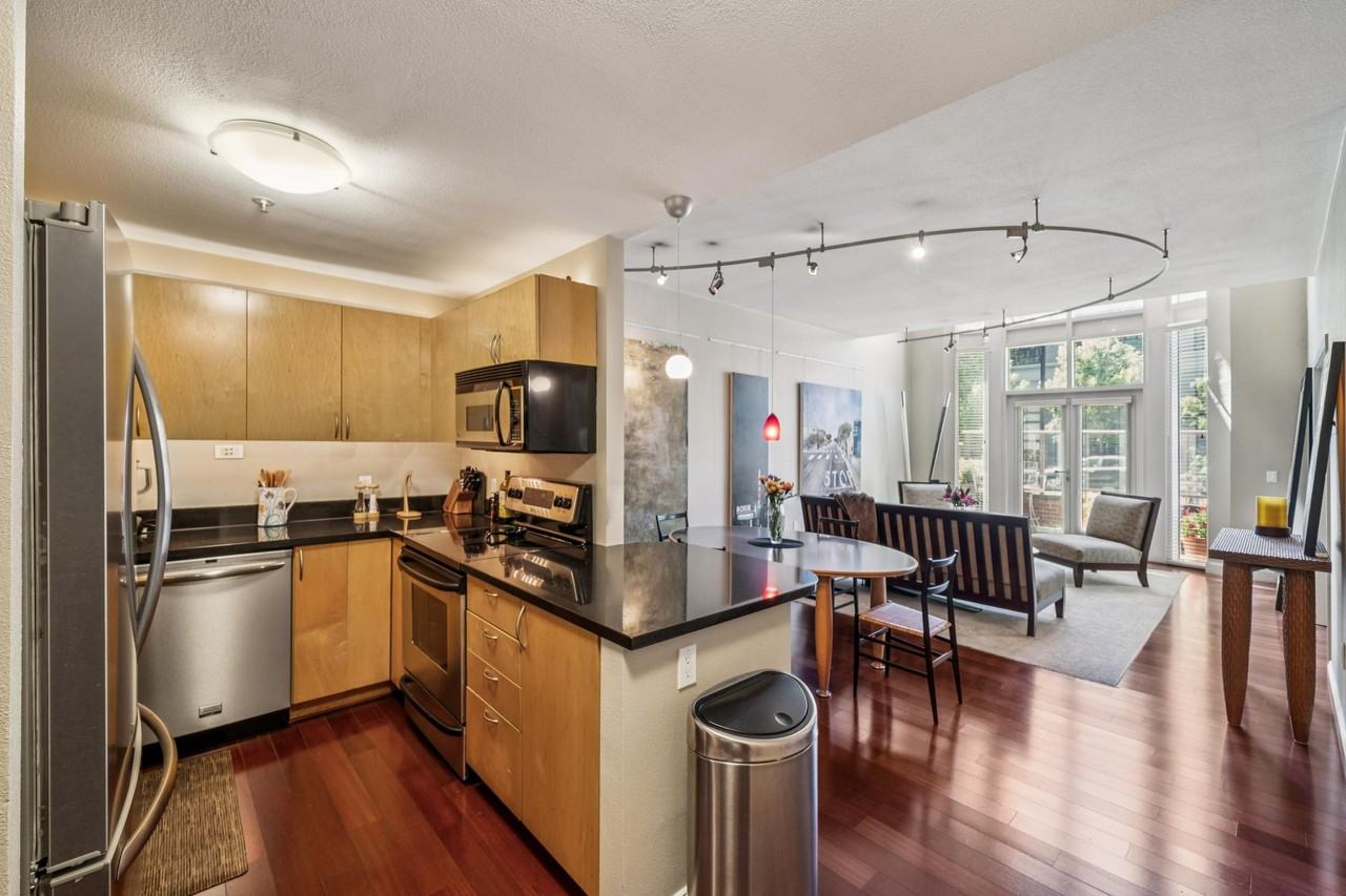 88 King Street #114 - Photo 3 of 56