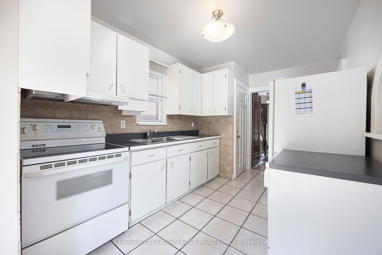 17 Douglas Avenue - Photo 6 of 21