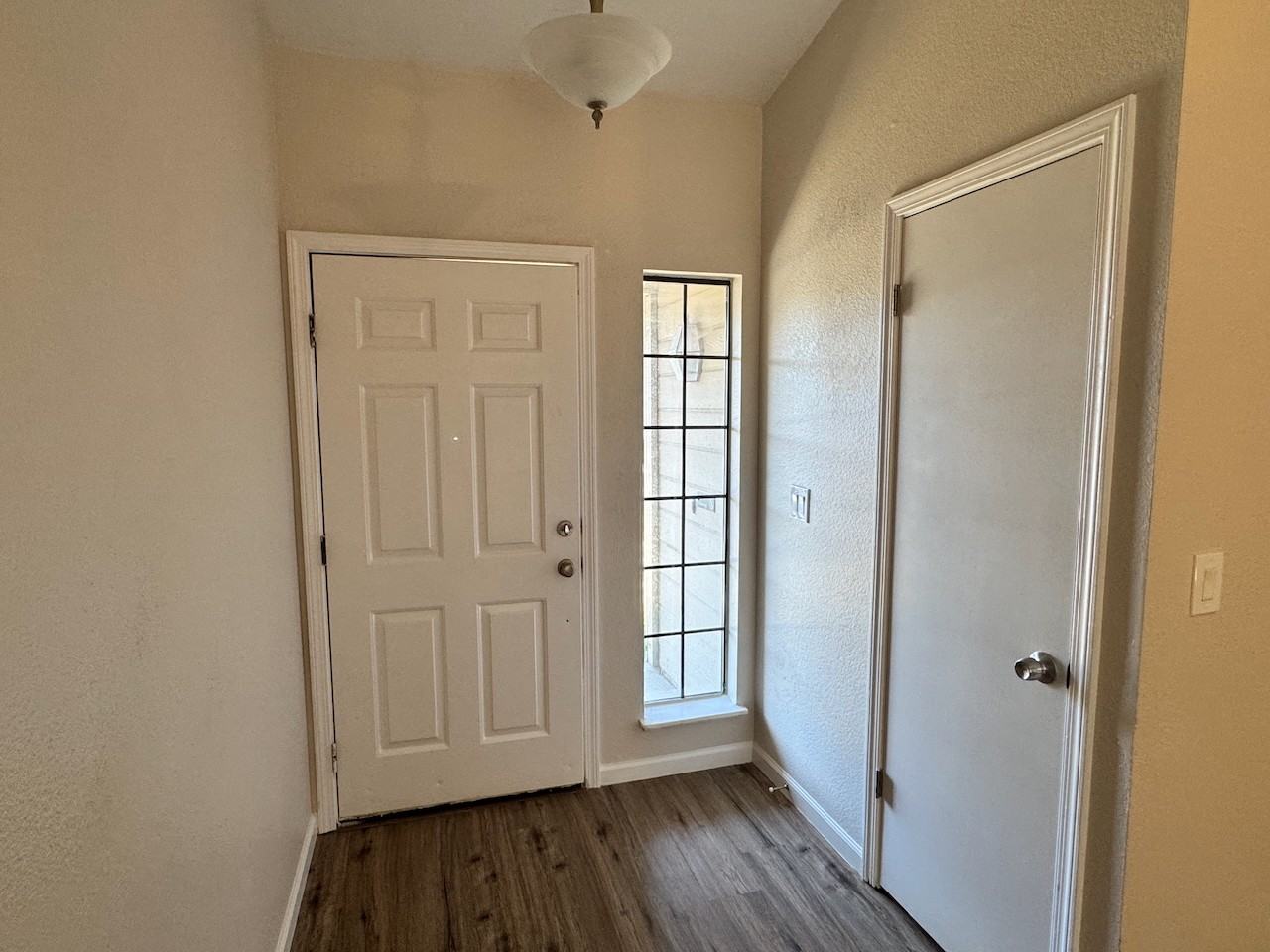 351 Pinedale Ave #NA - Photo 3 of 16