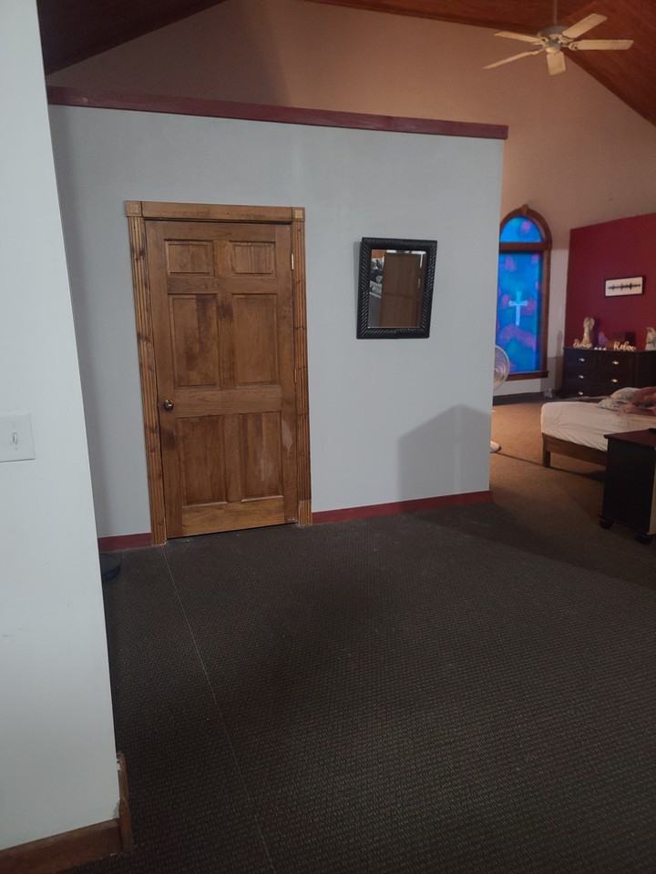 117 E North St #A - Photo 3 of 13