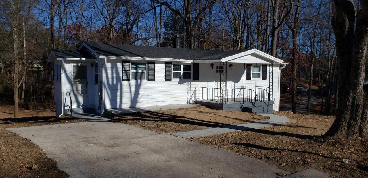 1711 Alexsandria Rd #NA - Photo 2 of 9