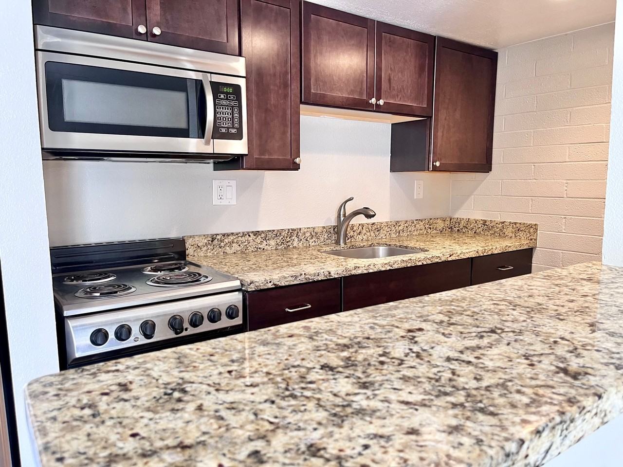 536 E Portland St #12 - Photo 6 of 26