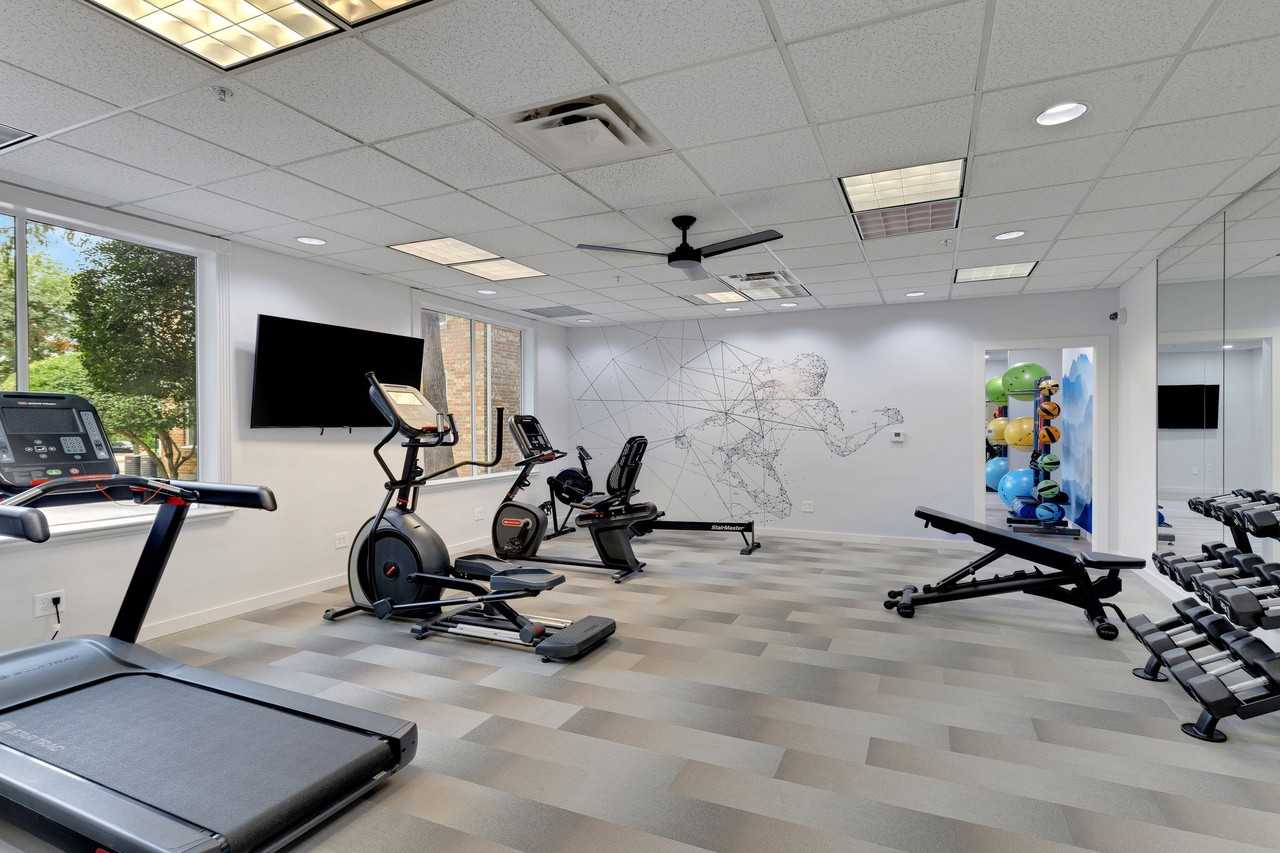 Alpha Dr #2 - Photo 5 of 50