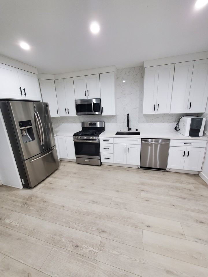 22139 Hackney St #NA - Photo 3 of 5