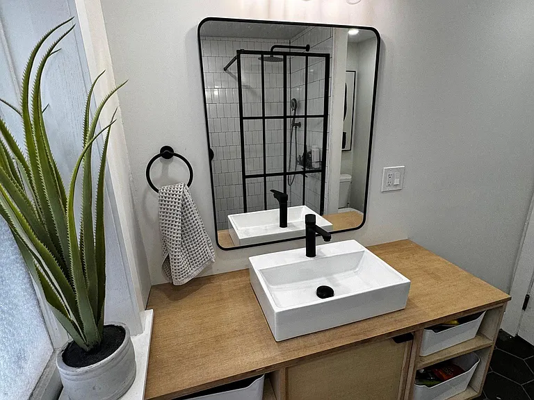 1008 Elmwood Ave #3 - Photo 3 of 25