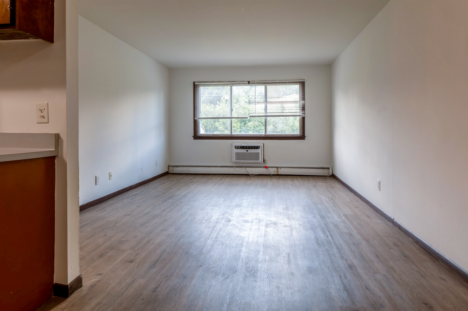 2505 Monterey Dr #6 - Photo 7 of 14