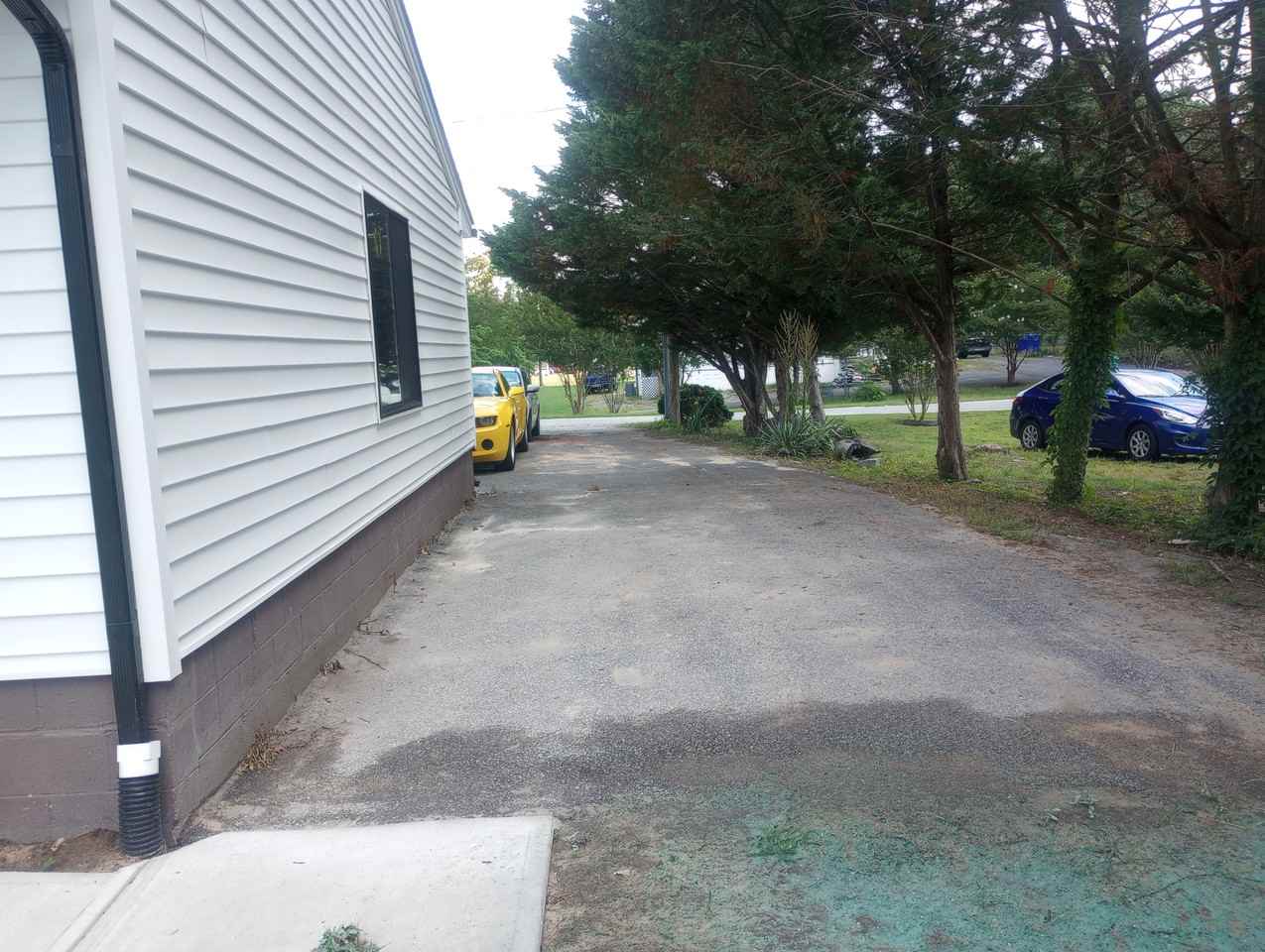 209 E 3rd St - Photo 2 of 15