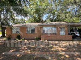 1601 Robins St - Photo 1 of 1