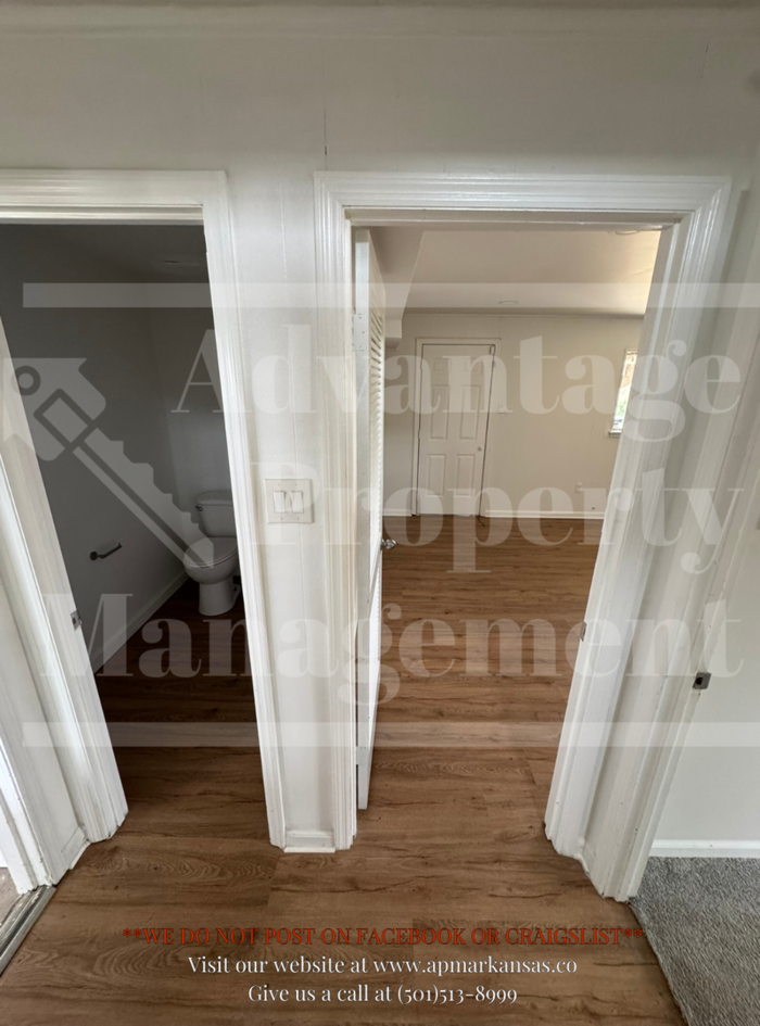 10823 Breckenridge Dr - Photo 3 of 13