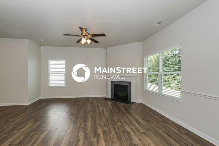 4 Heritage Ct - Photo 3 of 17