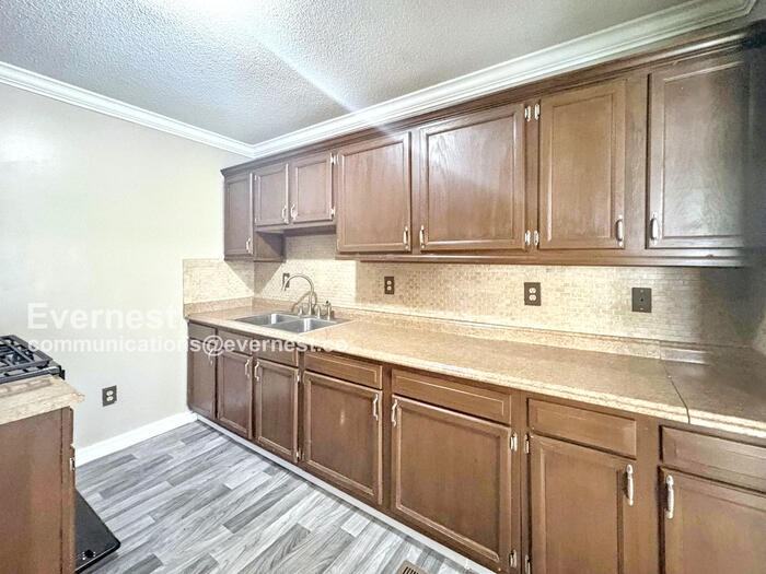 315 14th Street Ensley - Photo 3 of 20