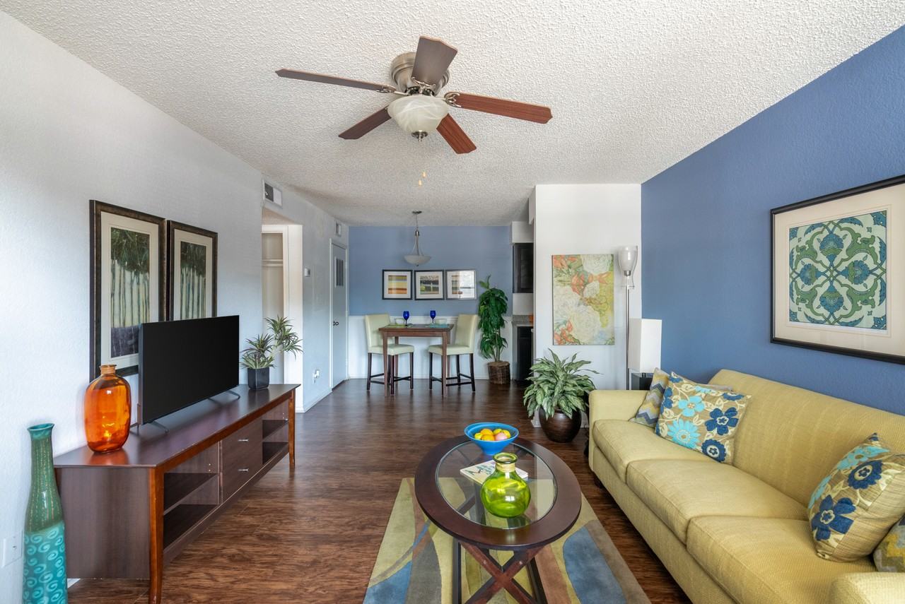 Raintree Apartments - Photo 2 of 184