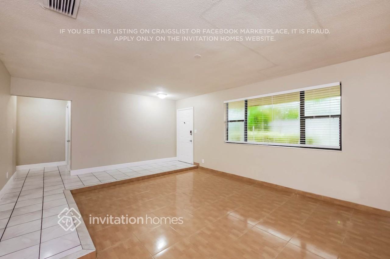 2231 Sw 67th Way - Photo 3 of 17
