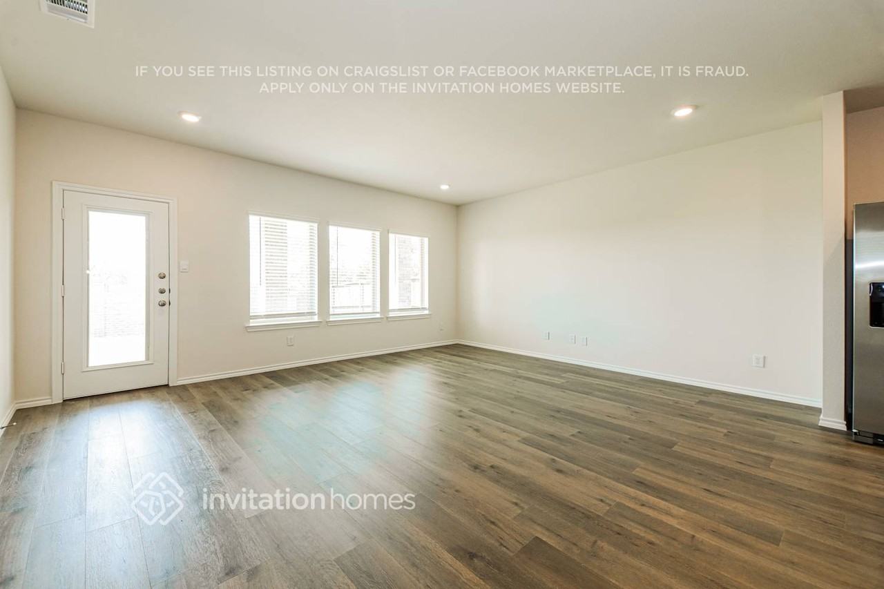 1805 Topaz Trl - Photo 5 of 18