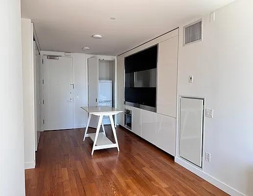 S William St #41B - Photo 3 of 20