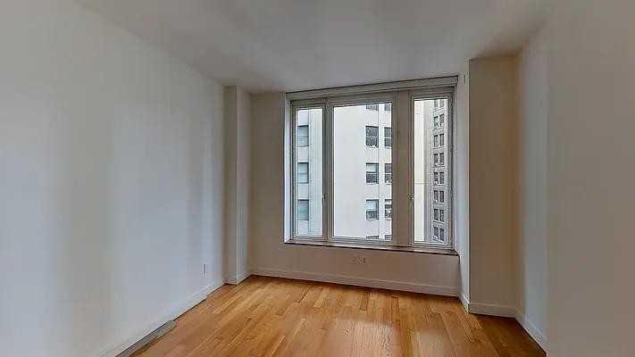 S William St #11E - Photo 2 of 11