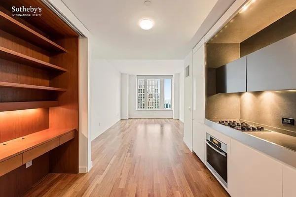 S William St #37F - Photo 2 of 20