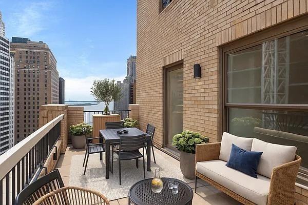 Greenwich St #1504 - Photo 5 of 5