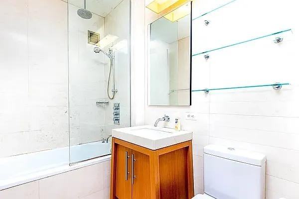 Greenwich St #724 - Photo 4 of 7