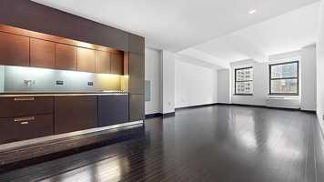 featured image of Pine St #1501