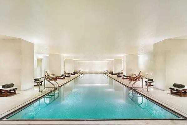 Pine St #2305 - Photo 2 of 18