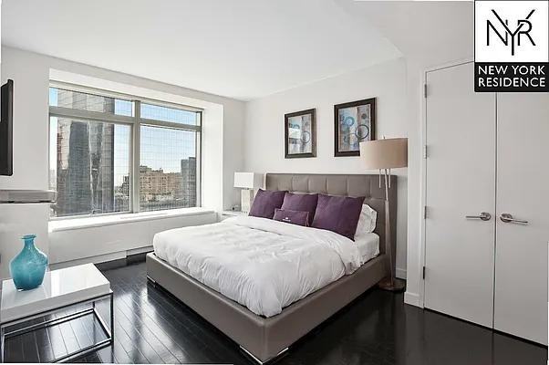 Washington St #45B - Photo 5 of 9