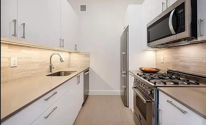 Greenwich St #5A - Photo 5 of 8