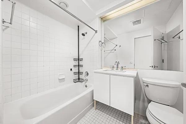 Pine St #8F - Photo 5 of 20