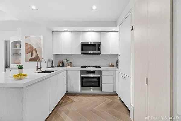 Wall St #17A - Photo 4 of 19