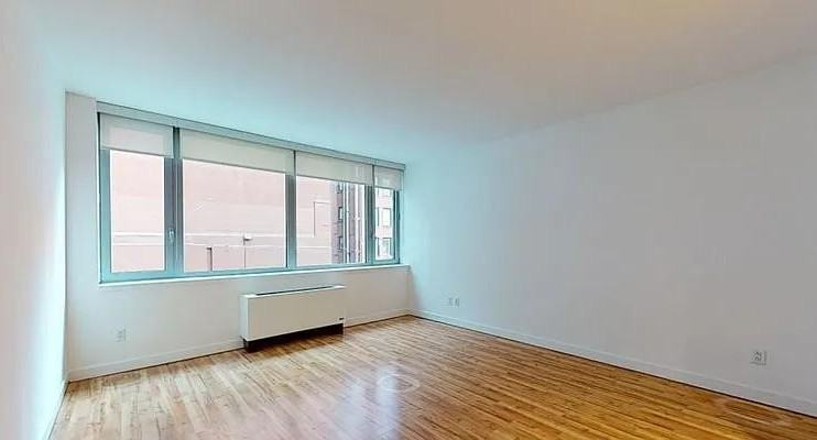 Leonard St #1407 - Photo 2 of 7