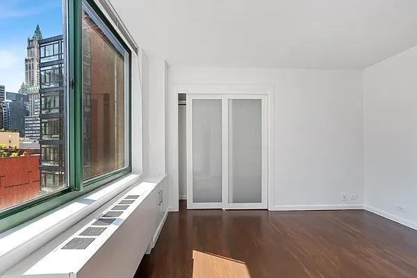 Greenwich St #11M - Photo 3 of 20