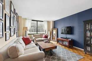 Greenwich St #6F - Photo 1 of 1
