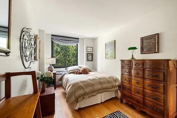 Albany St #3F - Photo 5 of 20