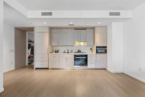 Willoughby St #18C - Photo 4 of 20