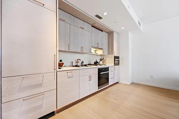 Willoughby St #18C - Photo 5 of 20