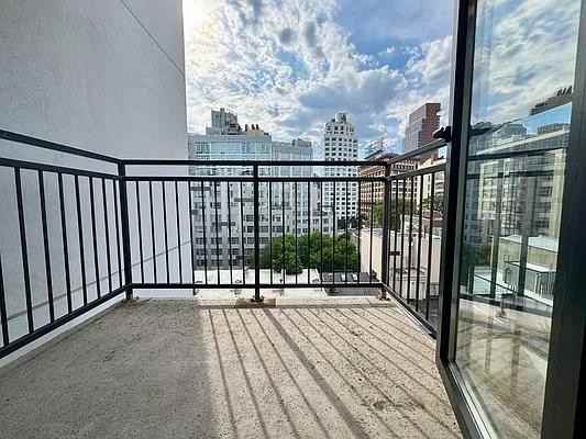 Gold St #817 - Photo 7 of 20