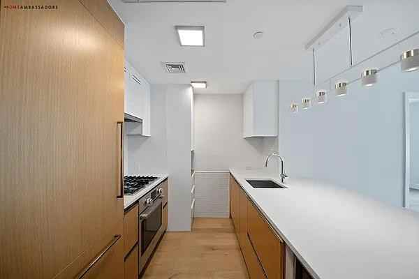 Schermerhorn St #C15 - Photo 3 of 9