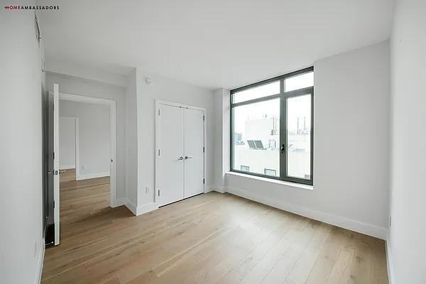 Schermerhorn St #C15 - Photo 6 of 9