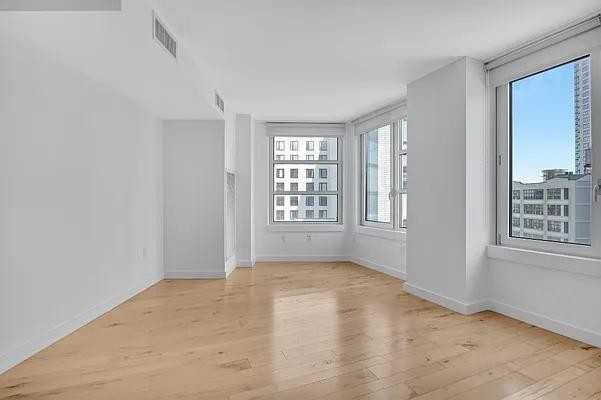 Duffield St #8M - Photo 3 of 20