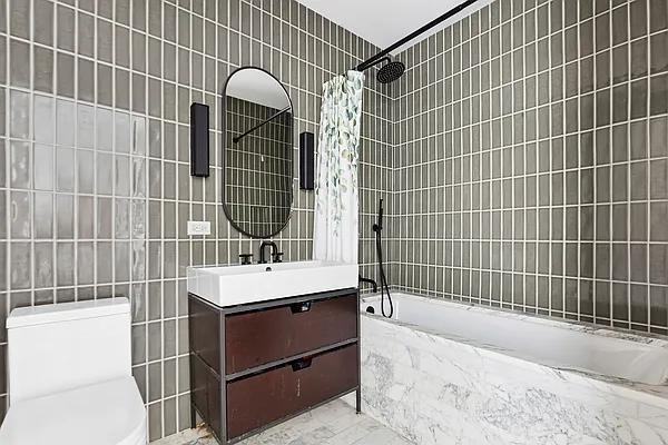 Hoyt St #5G - Photo 5 of 12