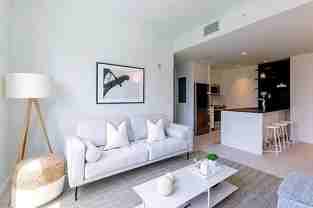 Chapel St #7M - Photo 1 of 1