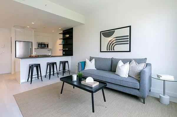 Chapel St #17C - Photo 2 of 7