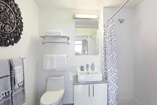 Fleet Pl #9N - Photo 5 of 20