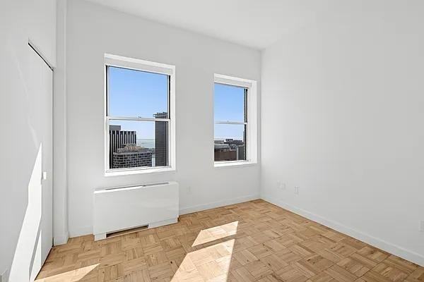 Exchange Pl #3403 - Photo 3 of 20